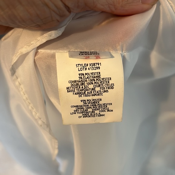 Black and white ball gown - Picture 6 of 7